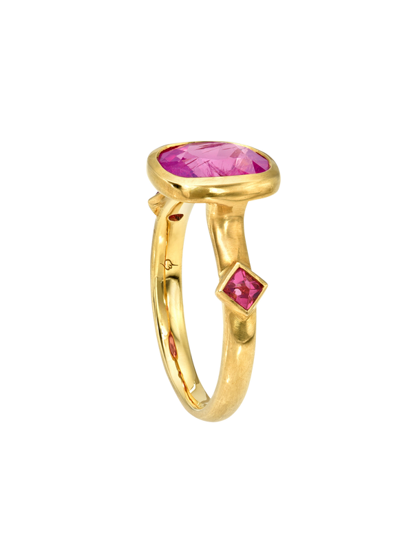 Pink sapphire and spinel crystal ring